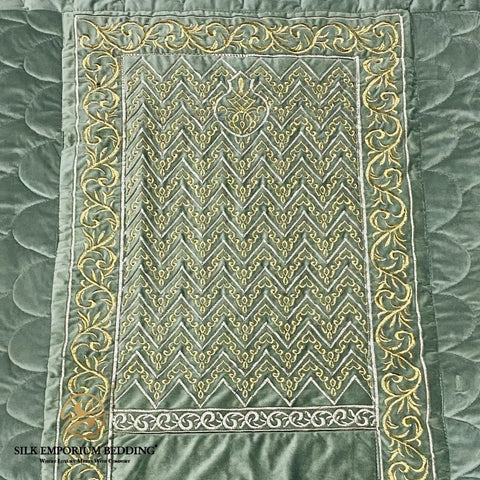 Prayer-mat (Embroidered Quilted)  (jay-e-namaz