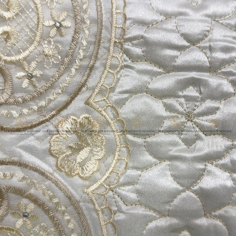 Silk Quilted Turkish Bedspread 4pcs Set (Pearl White)