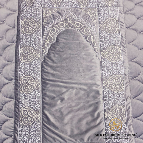 Embroidered Quilted Prayer mat