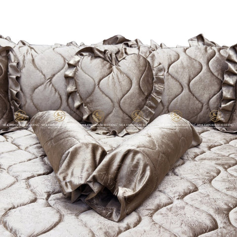 Luxury Velvet Bridal 9 Pcs set.(Skin) - Silk Emporium Bedding